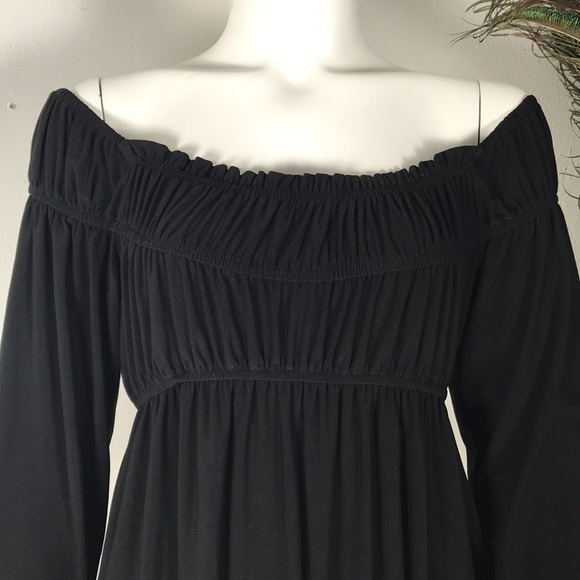 LAST CHANCE CLEARANCE Tiana B Off Shoulder Dress - Picture 3 of 6